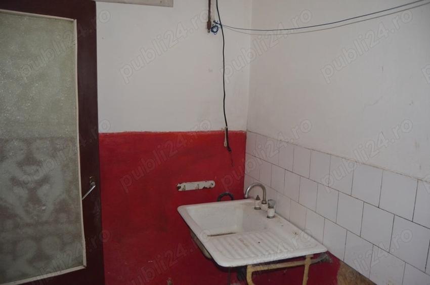 Garsonieră decomandată în Eroilor