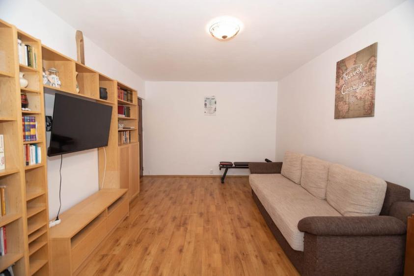 Apartament cu 2 camere decomandat în Popa Șapcă