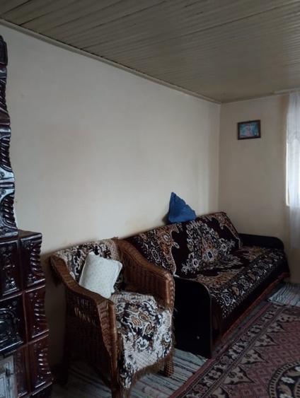 Casă individuală cu 3 camere cu Canalizare în Făcăeni