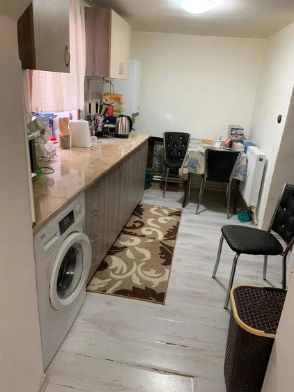 Casă cu 4 camere cu Teren 1187 Mp în Central