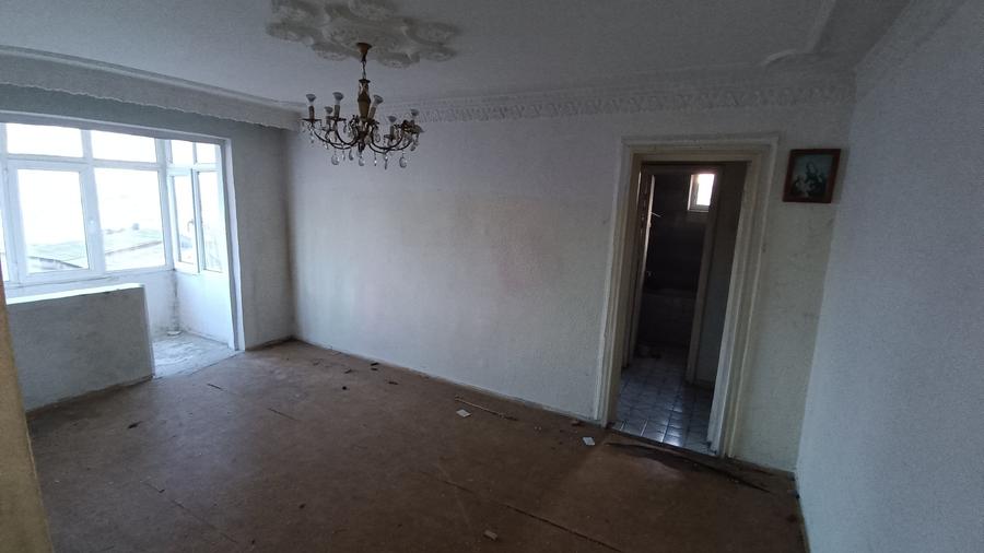 Apartament cu 2 camere semidecomandat în Narcisa