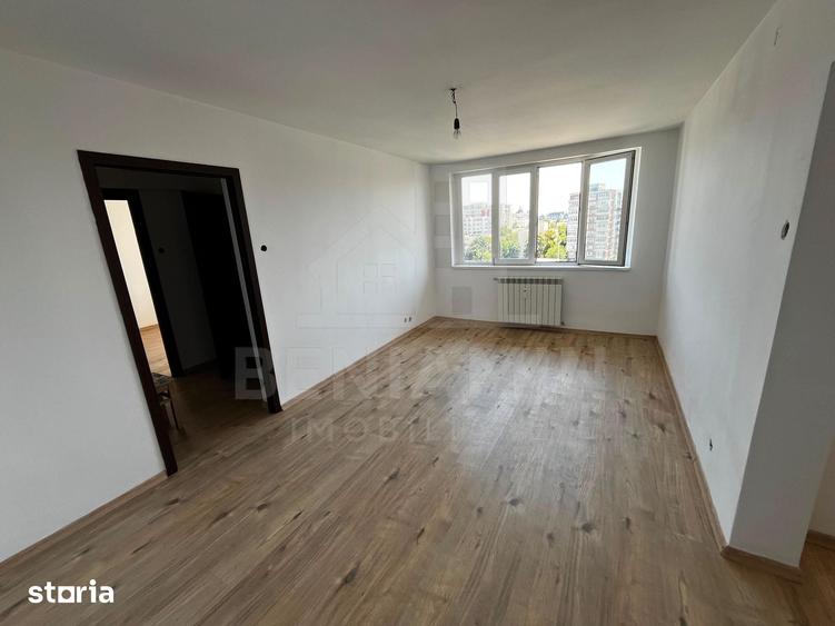 Apartament cu 2 camere decomandat în Sud