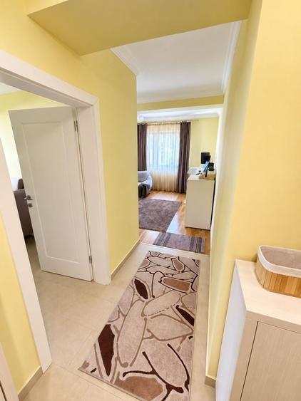 Apartament cu 3 camere decomandat, mobilat în Braytim