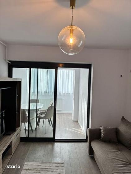 Proprietar inchiriez apartament 3 camere - 2