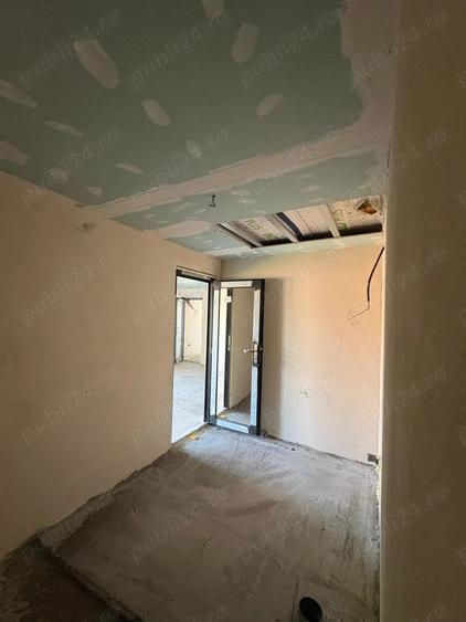 Casă cu 4 camere cu Teren 648 Mp în Central