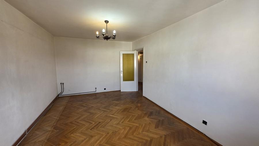 Apartament cu 3 camere 2 bai 2 balcoane si pivnita de vanzare in Strand - 18