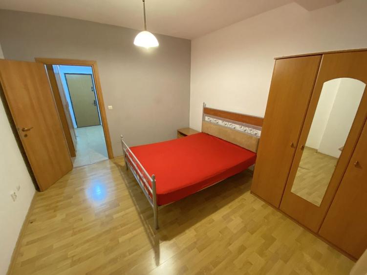 Garsonieră decomandată, mobilată în Steaua