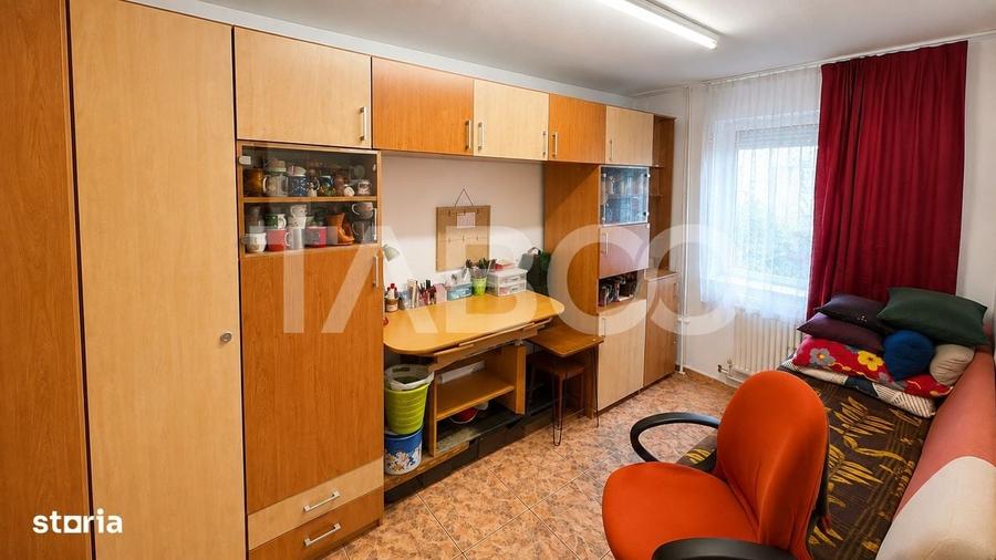 Garsonieră decomandată în Broscărie