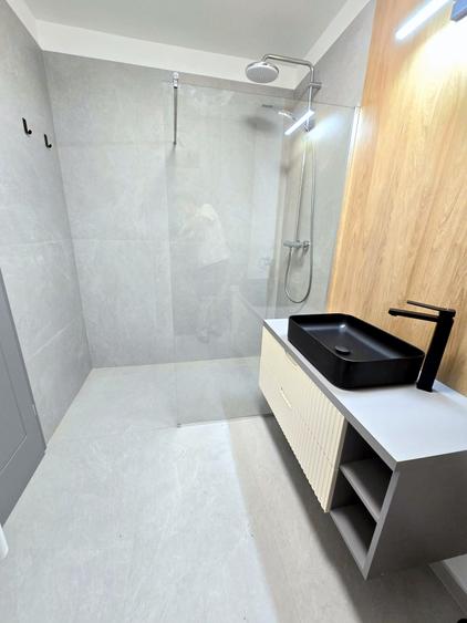 Apartament cu 2 camere semidecomandat în Iris