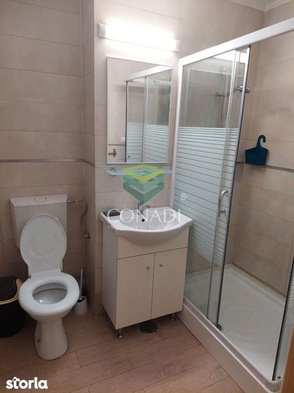 Apartament cu 3 camere decomandat, mobilat în Centrul Civic