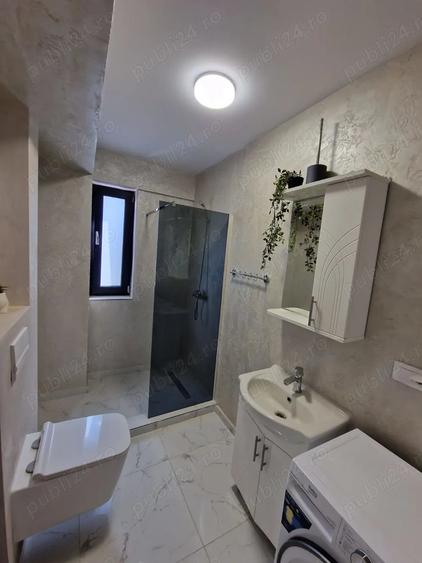 Apartament cu 3 camere decomandat în Tomești