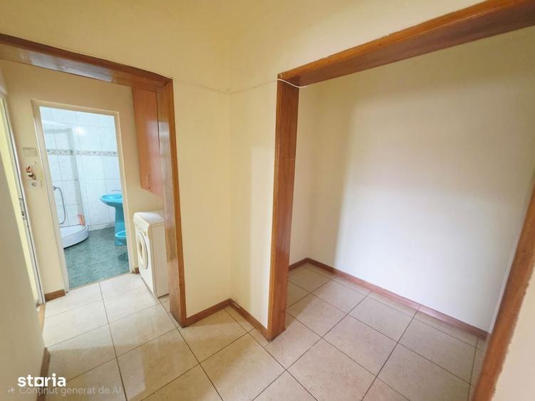 Apartament cu 2 camere decomandat în Malu Roșu