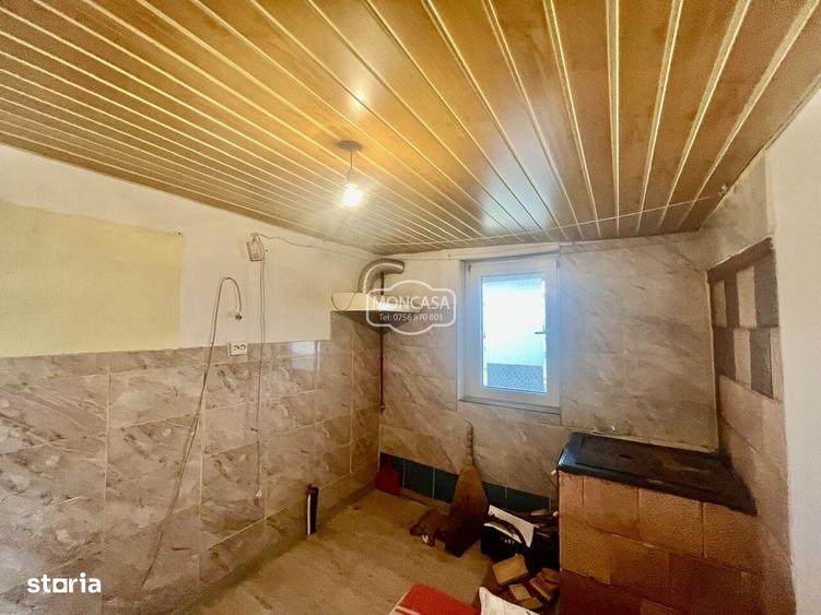 Casă cu 3 camere cu Teren 1050 Mp în Central