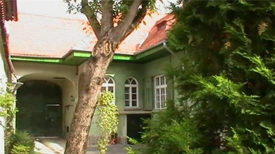 Casă cu 7 camere cu Teren 1500 Mp în Cristian
