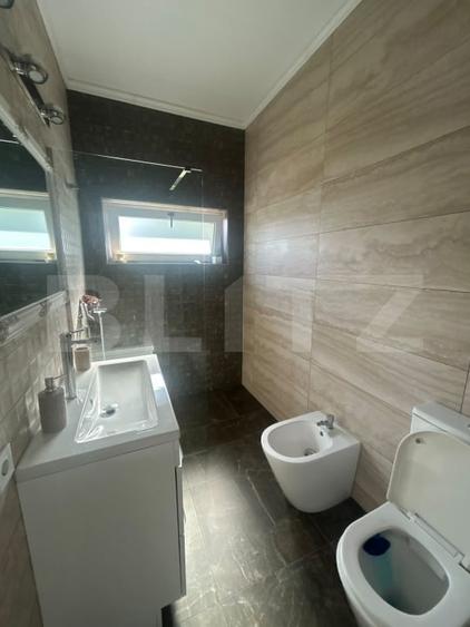 Casă individuală cu 4 camere cu Canalizare în Găești