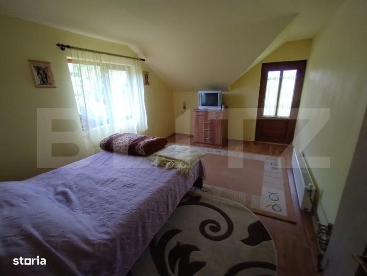 Casă cu 3 camere decomandat în Șieu