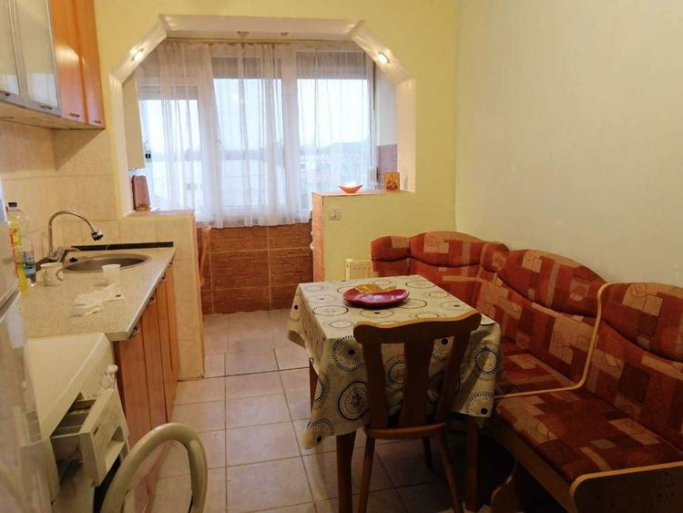 Apartapent de inchiriat in zona Biserica Sarbeasca - 1