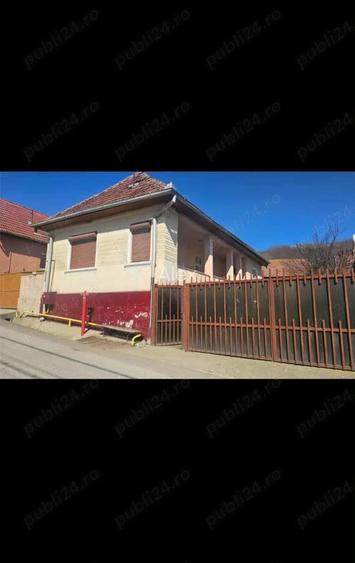 Casa de vanzare in Bucerdea Vinoasa cu teren de 2084 mp