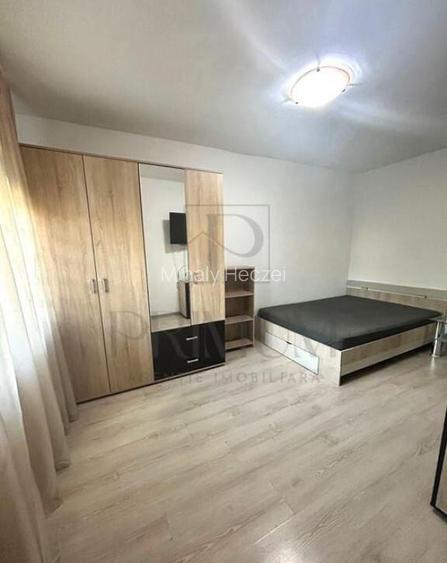 Apartament Renovat - Mobilat si Utilat Complet - Zona Dambov Apartament Renovat - Mobilat si Utilat Complet - Zona Dambov