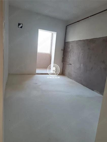 Apartament 4 camere de vanzare Centru, - 3