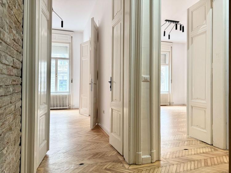 Birouri reprezentative, finisaje moderne, prima închiriere - 5