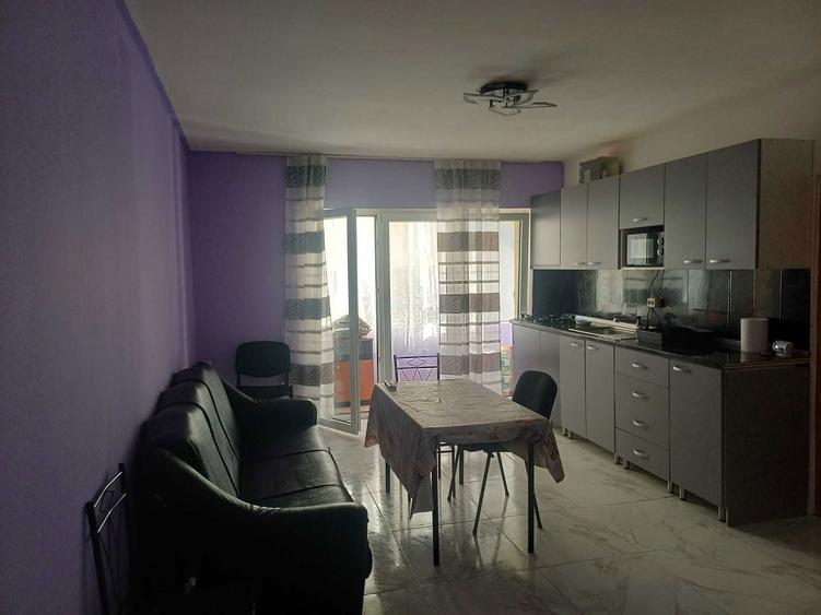 Inchiriez apartament cu 2 camere floresti strada Stejarului - 1