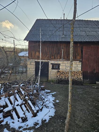 Casa de vanzare in Nadasu, judetul Cluj doua case, curte - 2