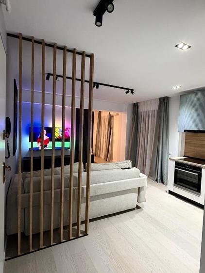 Apartament 2 camere ,bloc ou , curte proprie,rima inchiriere - 1