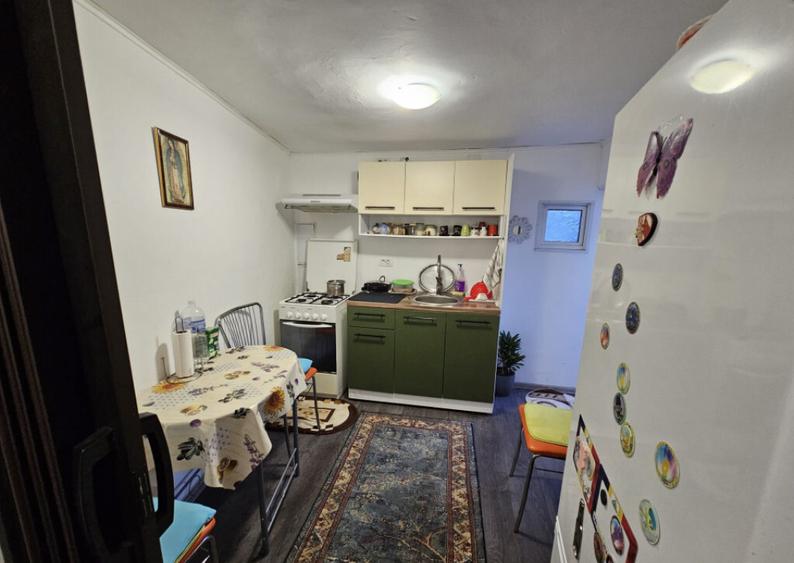 Casa situata in zona DACIA - 7