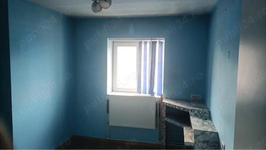 vind apartamet 3 camere centru Panciu - 4