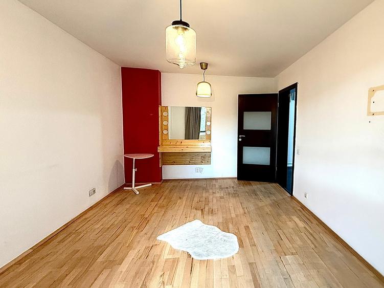 Apartament 4 camere in Crangasi - Design si materiale premium, Bloc 1982 - 10