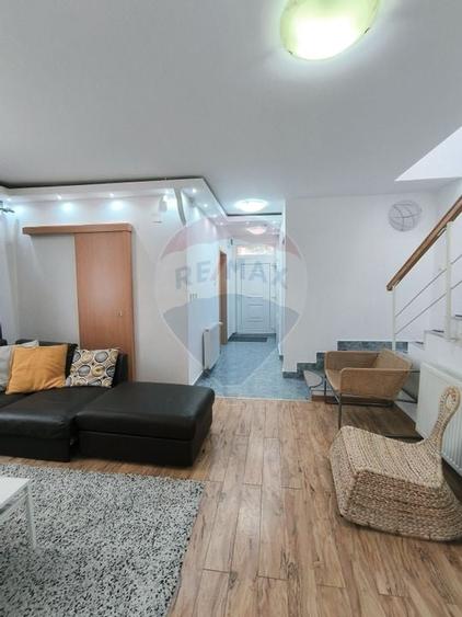 Casă de vanzare - 13