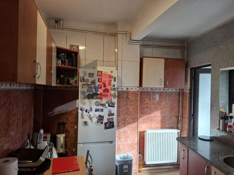 URGENT!, Dacia-Eminescu, apartament in vila, LUMINOS, NEGOCIABIL - 9