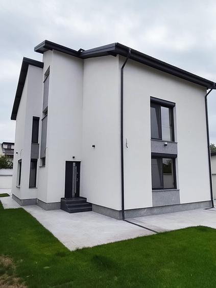 FARA COMISIOANE in Mogosoaia casa regim P+1+M gata finisata utilitati curent 380 - 6