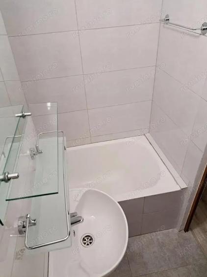 Garsoniera zona Aparatorii Patriei - 2