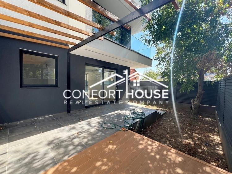 Vila  noua, arhitectura moderna, IANCU NICOLAE -Cambridge School - 2