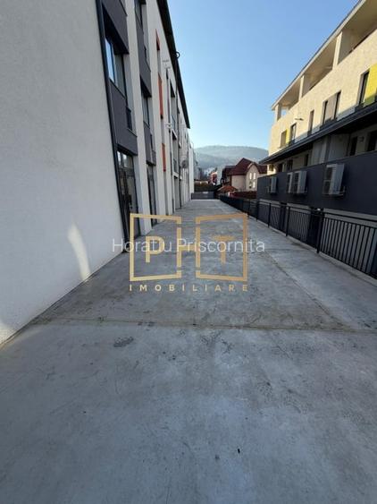 Spatiu Comercial de inchiriat, 348 mp, 200 mp terasa zona Subcetate!