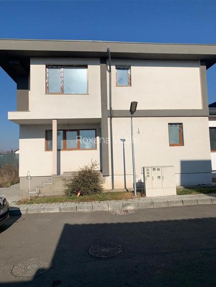 Vila 4 camere Pipera Emil Racovita Pret Promotional 370 000eur + TVA Vila 4 camere Pipera Emil Racovita Pret Promotional 370 000eur + TVA