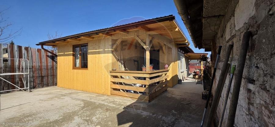 Casa renovata complet 3 camere de vanzare Crevedia 277mp teren - 11