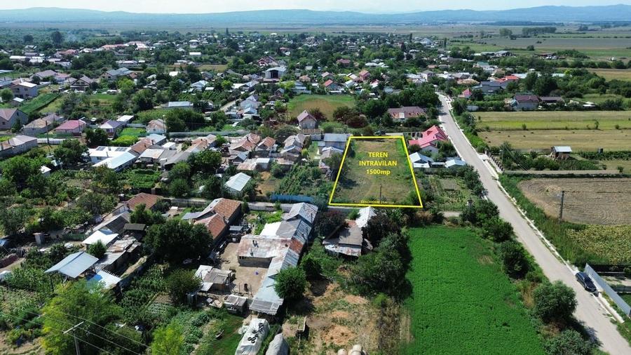 Teren intravilan 1,500mp - 1