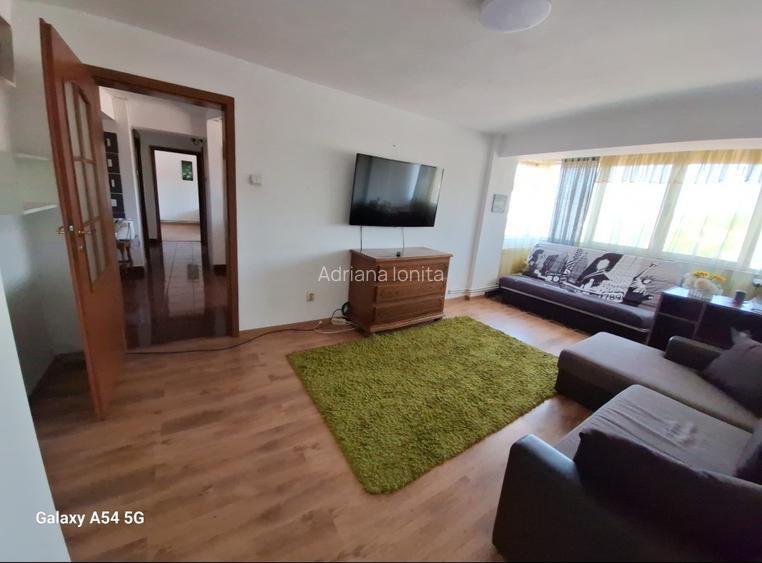 Apartament Titulescu cu vedere panoramică Strehareț Apartament Titulescu cu vedere panoramică Strehareț
