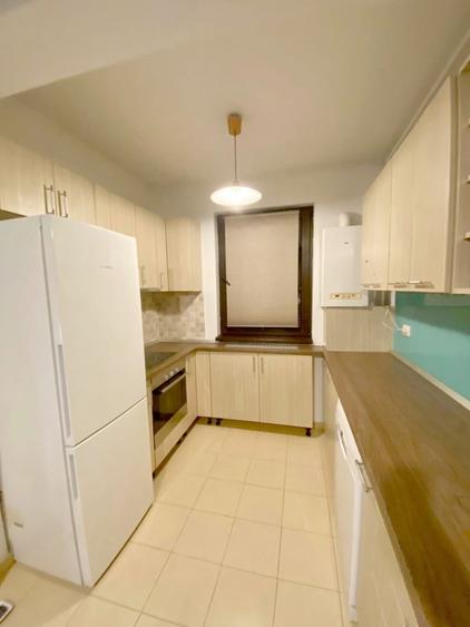 Vanzare 2 camere zona Dobroiesti costructie 2010 - 5