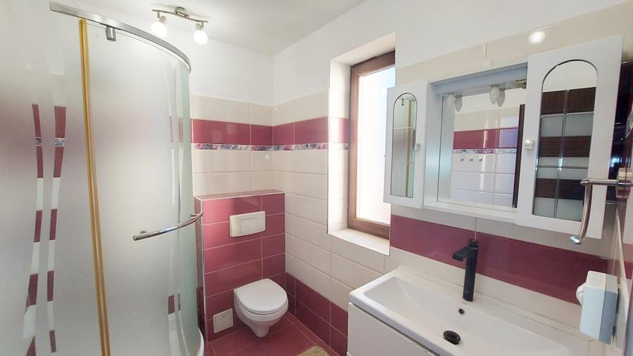 inchiriere  casa  - Ghimbav, cu curte si 2 niveluri - 14