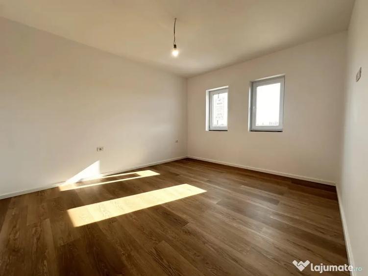 Casă cu 3 camere cu Teren 351 Mp în Șag