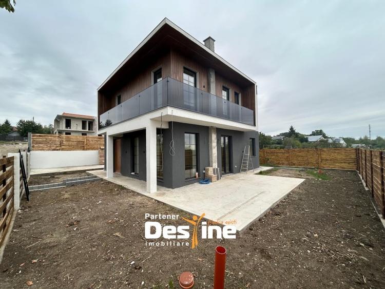 Casa individuala 120mp Teren 360mp Loc parcare terasa si curte generoasa Rediu - 16