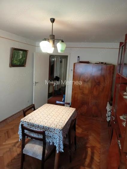 Apartament 4 camere zona ultracentrala 75 mp utili Apartament 4 camere zona ultracentrala 75 mp utili