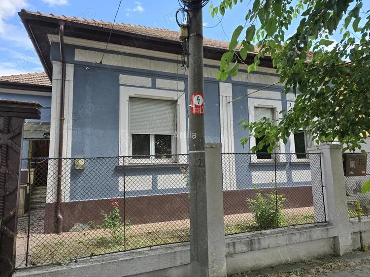 Proprietar, vand casa zona Favorit Timisoara Proprietar, vand casa zona Favorit Timisoara