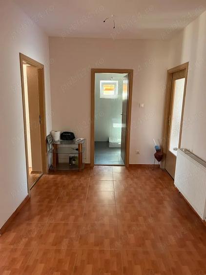 Vand casa cu etaj in Remetea Mare jud.Timis,240 mp locuibili si 1500 mp teren - 6