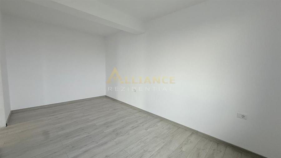 Casa Individuala - 4 camere - 2 bai - 352 mp teren - 10