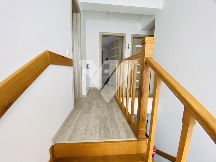 Casa triplex 4 camere mobilata de vanzare in Selimbar Sibiu - 11